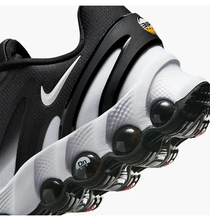 Кросівки чоловічі Nike Air Max Dn8 Black FQ7860-007
