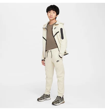 Штаны детские Nike Sportswear Tech Fleece Beige HV5869-235