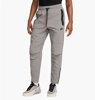 Штаны мужские Nike Tech Woven Grey HM8241-014