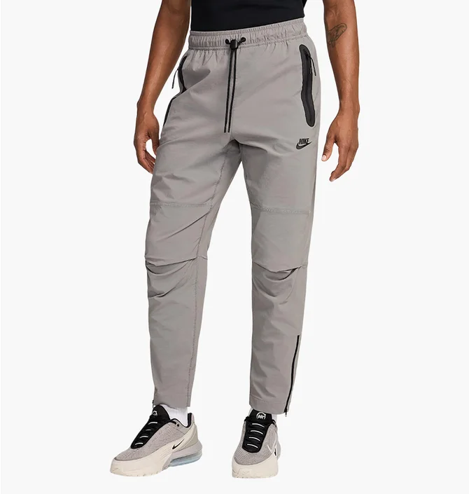 Штаны мужские Nike Tech Woven Grey HM8241-014
