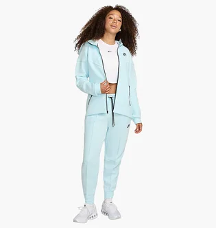 Спортивний костюм жіночий Nike Sportswear Tech Fleece Windrunner Light Blue FB8338-474__FB8330-474
