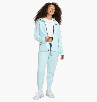 Спортивний костюм жіночий Nike Sportswear Tech Fleece Windrunner Light Blue FB8338-474__FB8330-474