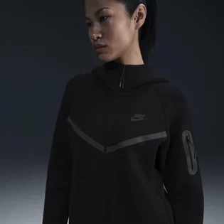 Толстовка жіноча Nike Sportswear Tech Fleece Windrunner Black HV6747-010