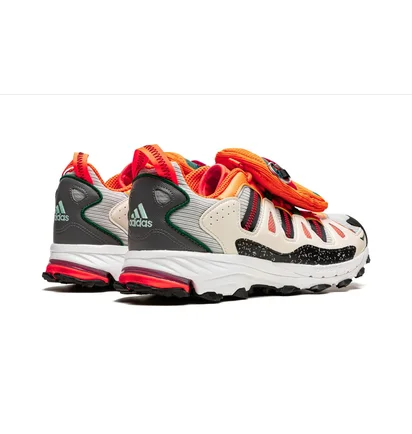 Кросівки чоловічі Adidas Superturf Adventure Sw X A White GW8810