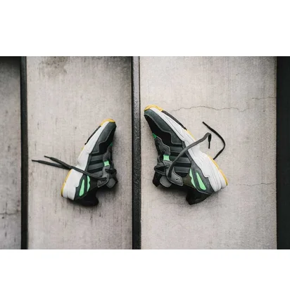 Кроссовки мужские Adidas Yung-96 Grey F35018