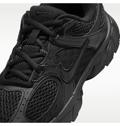 Кроссовки детские Nike V5 R N R Big Kids Shoes Black HQ6411-002