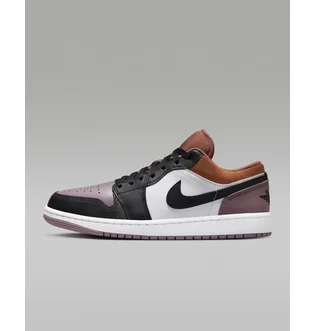 Кросівки чоловічі Air Jordan 1 Low Se Shoes Black/White FB9907-102