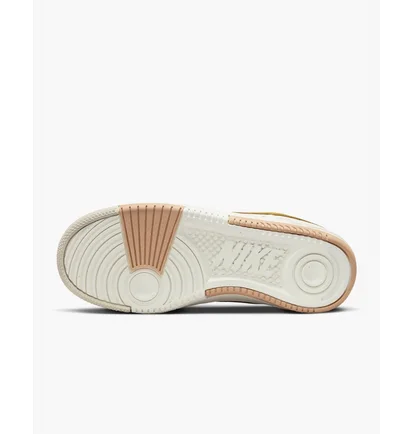 Кросівки жіночі Nike Gamma Force Shoes Beige DX9176-105