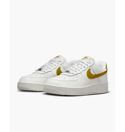 Кроссовки женские Nike Air Force 1 07 Se Shoes White DV3808-101