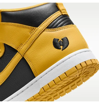 Кросівки чоловічі Nike Dunk High Retro Premium MenS Shoes Black/Yellow HJ4320-001