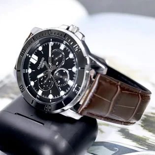 Часы мужские Casio MTP-VD300L-1E