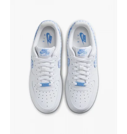 Кроссовки женские Nike Air Force 1 07 White DZ2784-100