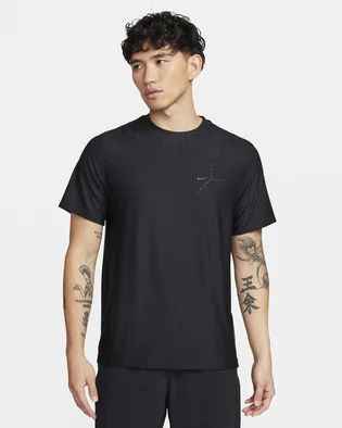 Футболка мужская Nike A.P.S. Black FN2971-010