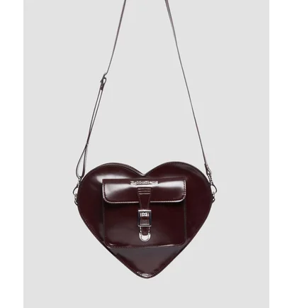 Рюкзак женский Dr. Martens Vegan Heart Shaped Backpack Bordo AD015601