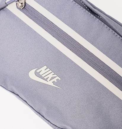 Сумка унисекс Nike Elemental Premium Waistpack Light Blue DN2556-493