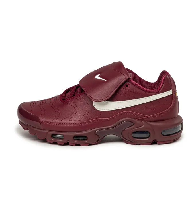 ᐉ Кросівки чоловічі Nike Air Max Plus Tnpo Red HM5654-600