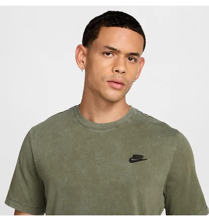 Футболка мужская Nike Sportswear Olive HJ0732-222