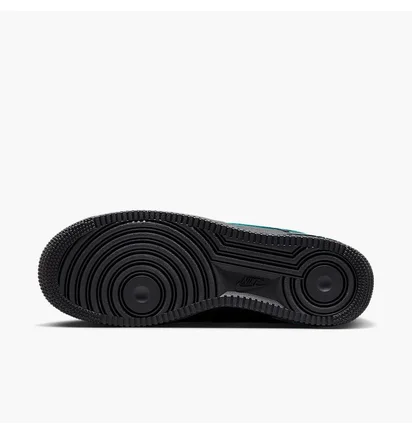 Кросівки чоловічі Nike Air Force 1 Low Black HQ2037-002