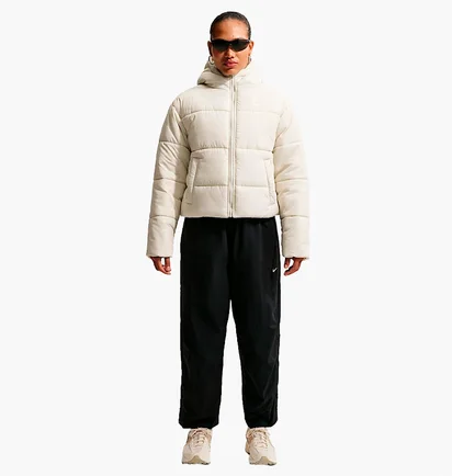 Куртка жіноча Nike Sportswear Classic Puffer Beige FZ5899-072