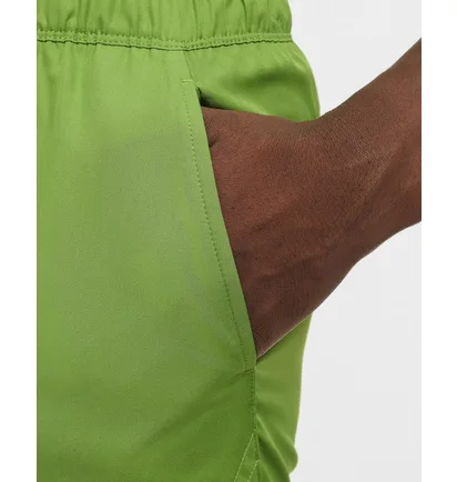 Шорты мужские Nike Court Victory Dri-Fit 7 Tennis Shorts Green FD5380-350