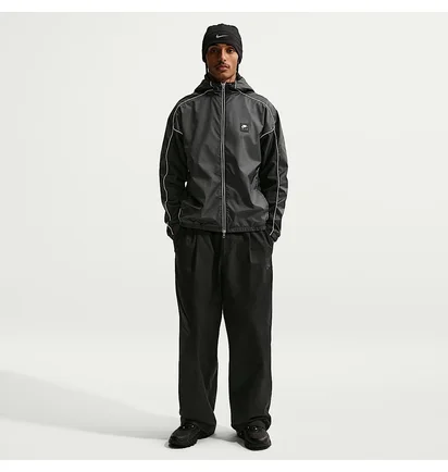 Спортивный костюм мужской Nike Air Full-Zip Hybrid Utility Jacket Black IO0558-010