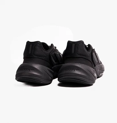 Кросівки чоловічі Adidas Ozelia M Black H04250