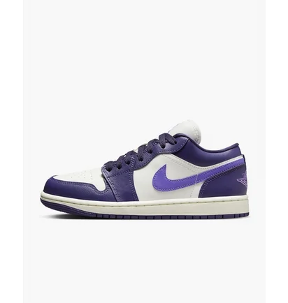 Кросівки жіночі Air Jordan 1 Low WomenS Shoes White/Violet DC0774-502