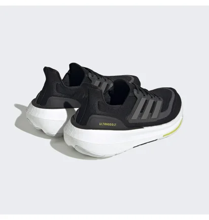 Кроссовки женские Adidas Ultraboost Light Shoes Black HQ6355