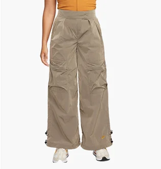 Штаны женские Nike Sportswear Tech Pack WomenS Repel Pants Brown FB8358-247