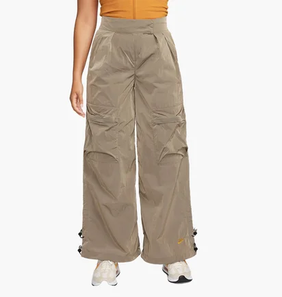 Штаны женские Nike Sportswear Tech Pack WomenS Repel Pants Brown FB8358-247