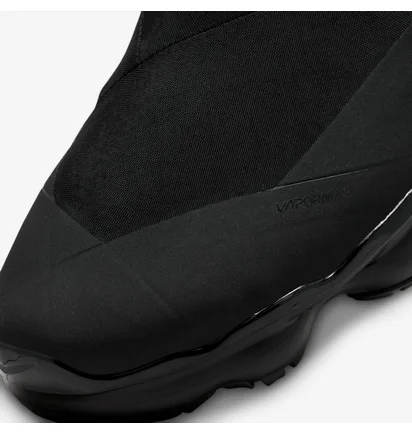 Кроссовки мужские Nike Air Vapormax Moc Roam Black DZ7273-001