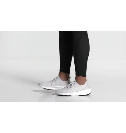 Кроссовки унисекс Adidas Ultraboost Light Running Shoes Grey Gy9350