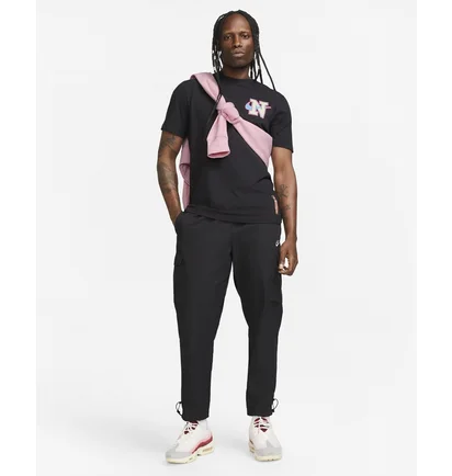 Футболка мужская Nike Sportswear MenS T-Shirt Black FD1320-060