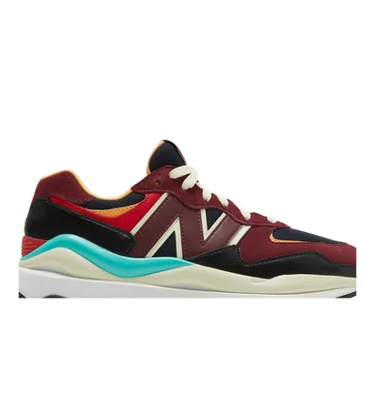 Кросівки жіночі New Balance 57/40 Bordo W5740GA