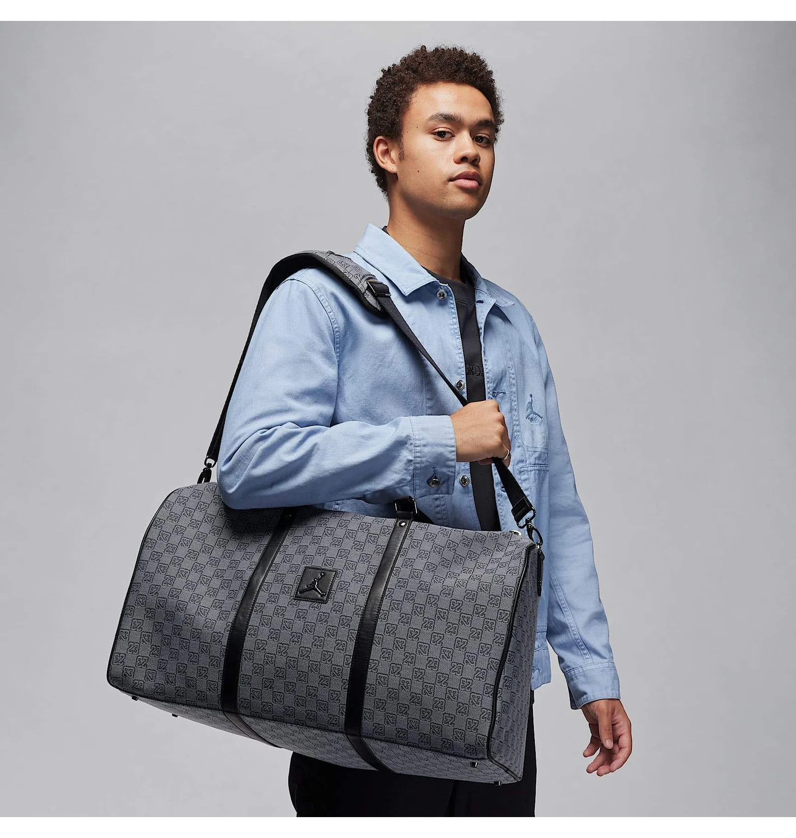 ᐉ Сумка унисекс Air Jordan Monogram Duffle Bag (40L) Grey LM0759