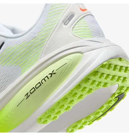 Кроссовки мужские Nike Vomero 18 White HM6803-120