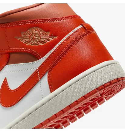 Кроссовки женские Air Jordan 1 Mid Orange/White BQ6472-108
