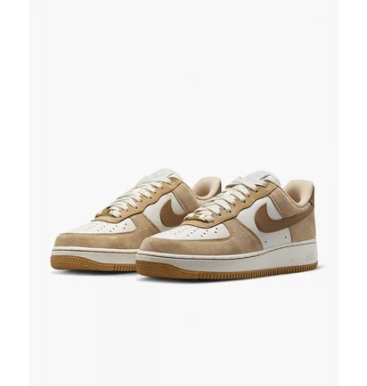 Кросівки жіночі Nike Air Force 1 Lxx Brown DX1193-200
