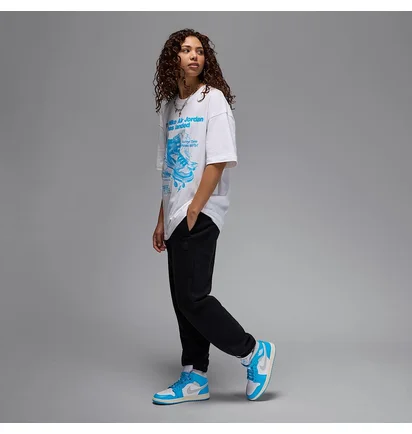 Кроссовки унисекс Nike 1 Mid White/Blue BQ6472-400