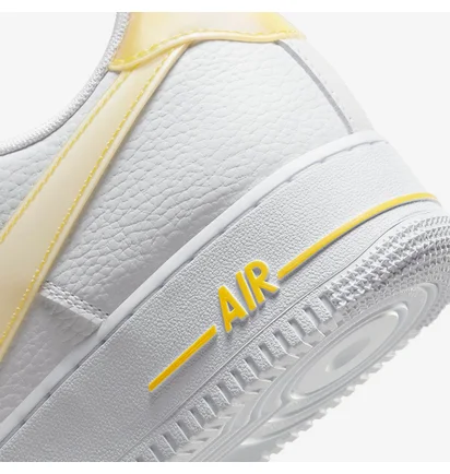 Кроссовки мужские Nike Air Force 1 07 White DV3505-101