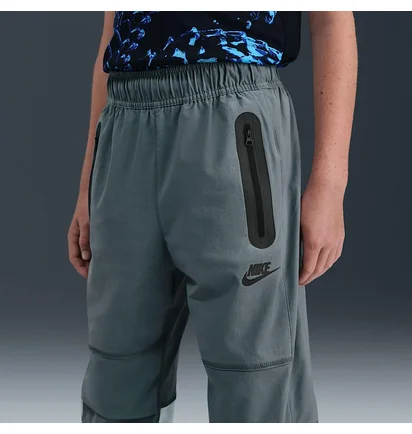Штаны детские Nike Tech Big Kids Woven Pants Grey HQ8921-084
