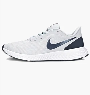 Кроссовки мужские Nike Revolution 5 White BQ3204-018