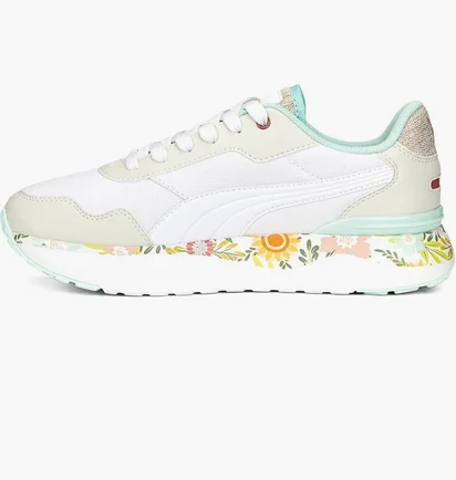 Кроссовки женские Puma R78 Voyage Wild Garden Floral Lace Up Sneakers White/Beige 389235-01