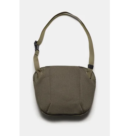 Сумка унісекс Arc'teryx Mantis 2 Olive X000008973034