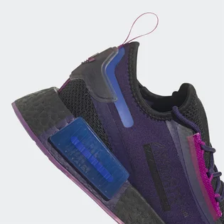 Кроссовки женские Adidas Nmd_R1 Spectoo Shoes Violet GZ9287