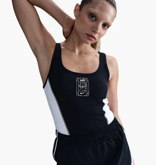 Майка женская Nike Sportswear Black IH0250-100