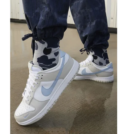 Кроссовки женские Nike Dunk Low White/Grey HF0023-100