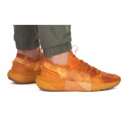 Кросівки чоловічі Under Armour Hovr Phantom 3 Orange 3026348-802
