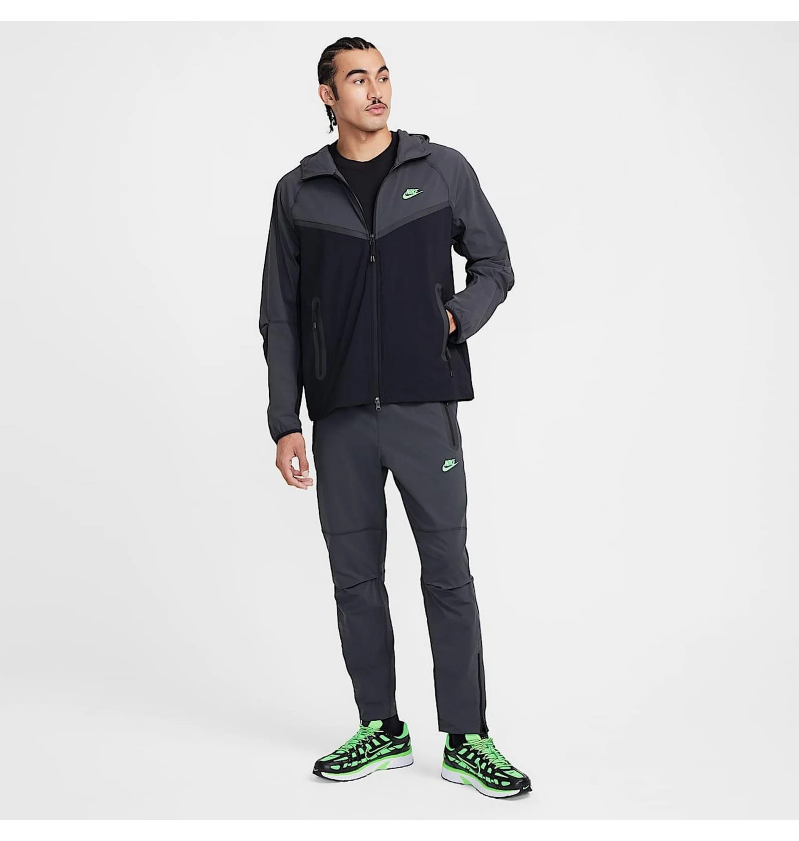ᐉ Спортивный костюм мужской Nike Tech Woven Black HM8241-060__