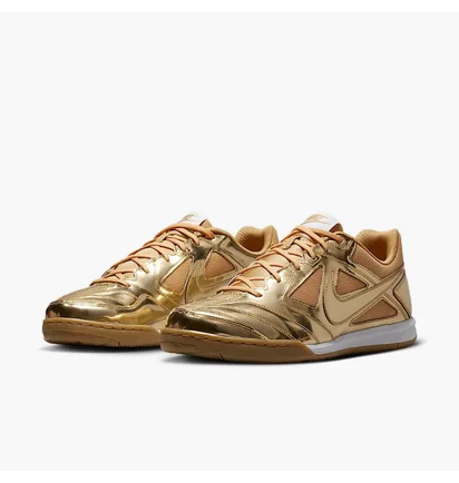 Кросівки чоловічі Nike Gato Lv8 Yellow IB3566-700